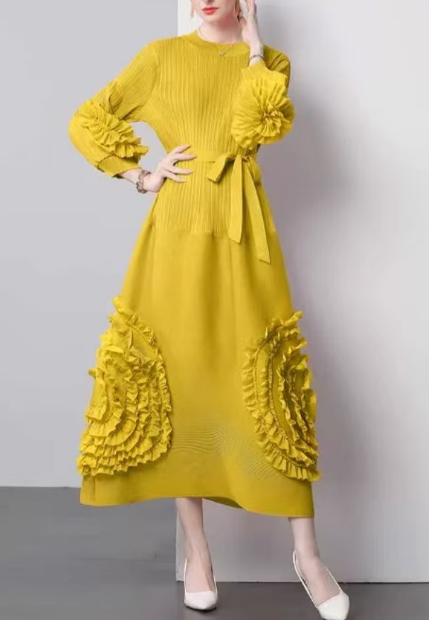 Women's Plus Size Round Neck Pleated Floral Bubble Sleeve Dresses