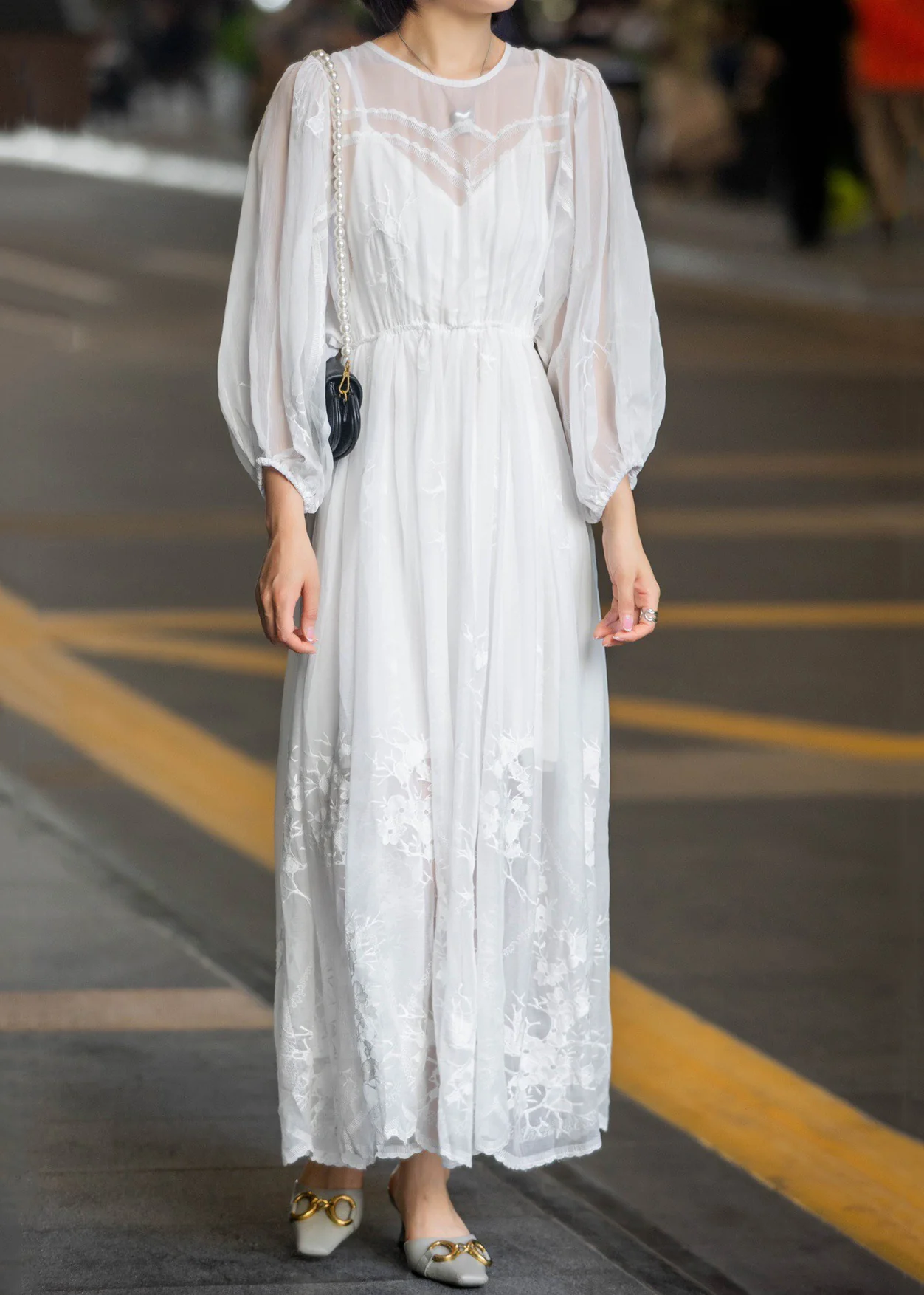 White Lace Embroidery Lace-Up Chiffon