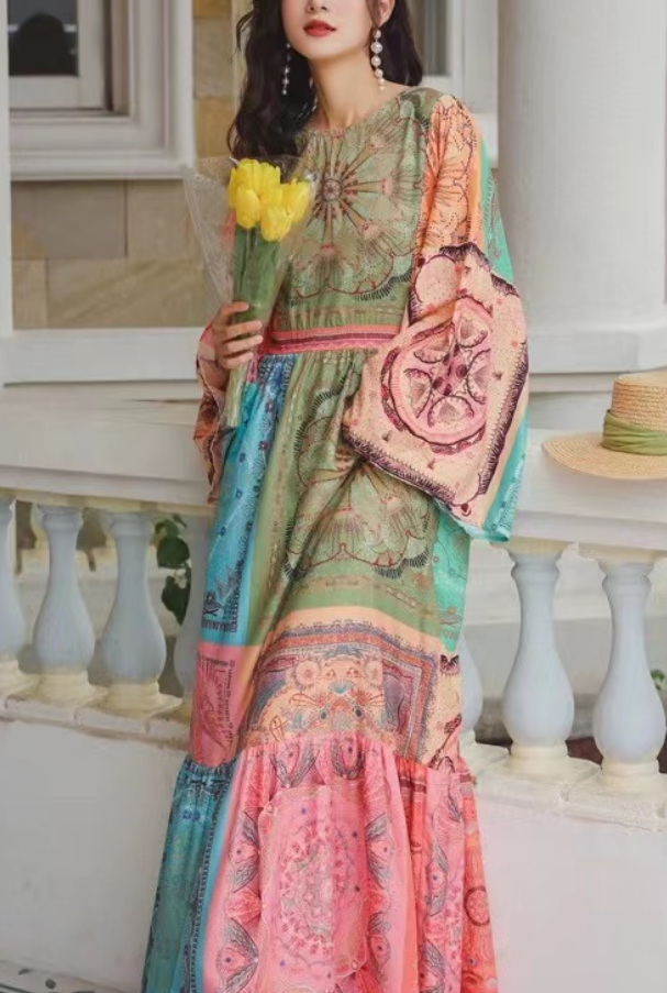 Bohemian Round Neck Printed Flared Sleeve Dress