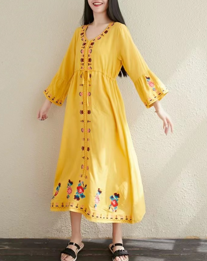 Bohemian V-neck embroidered dress
