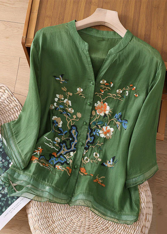 Chic Embroidered Buttoned Linen Top