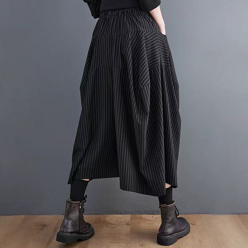 Women's Black Striped Pocket Casual Half Skirt Spring