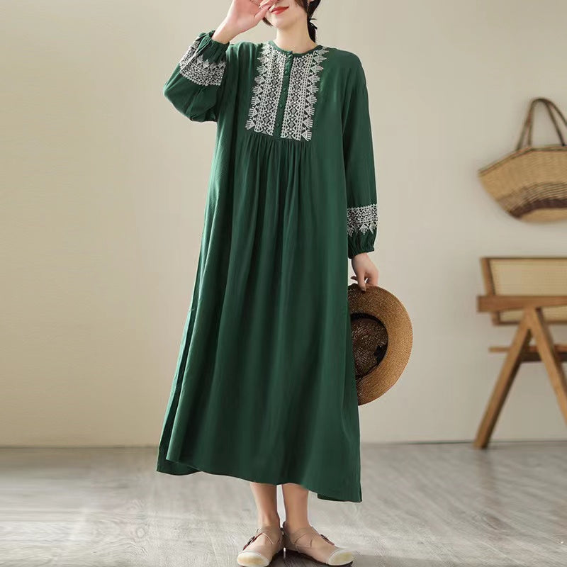 Loose Round Neck Embroidered Shredded Pleated Dress