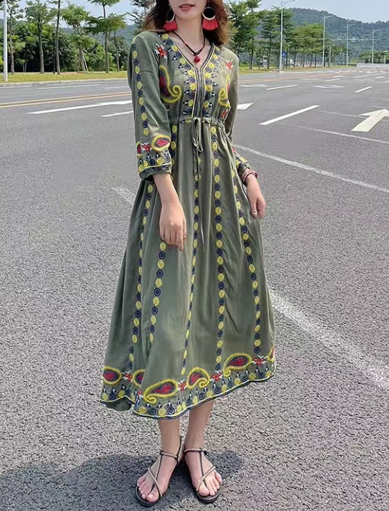 Bohemian V-Neck Embroidered Cashew Long Sleeve Dress