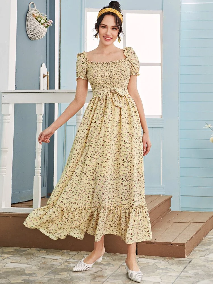 Short Sleeve Same Waistband Square Neck Floral Pleated Doll Dresses
