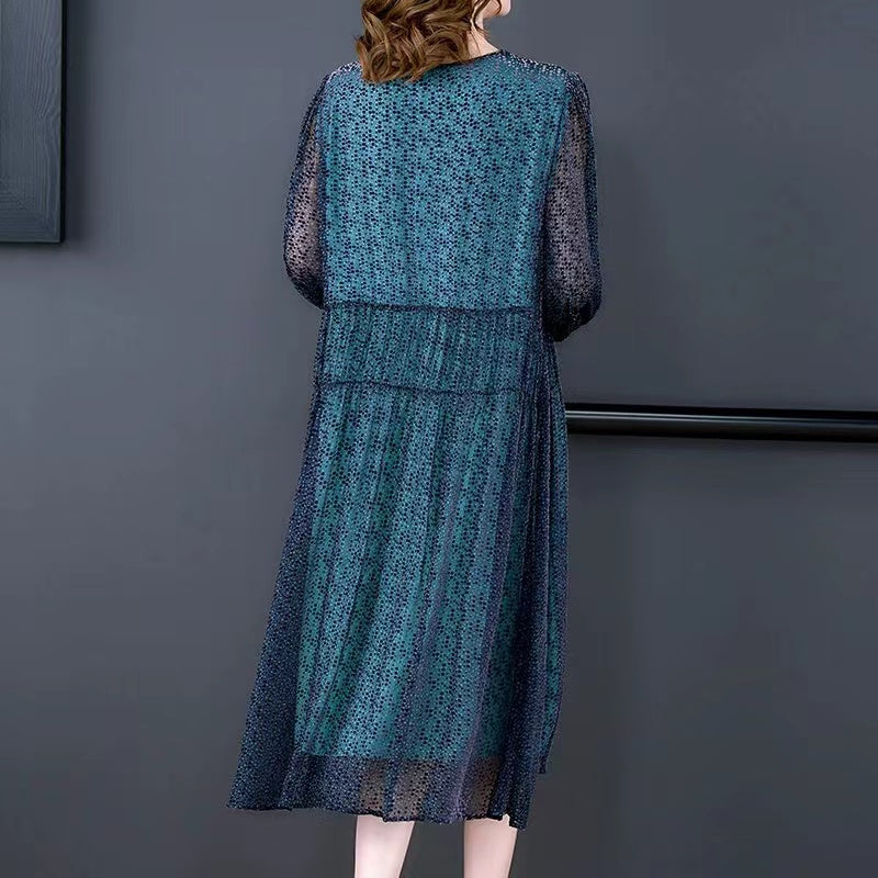 Stylish V-neck printed silk maxi dress