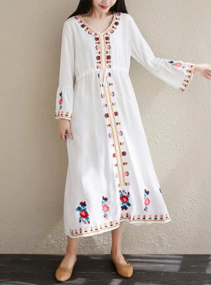 Bohemian V-neck embroidered dress