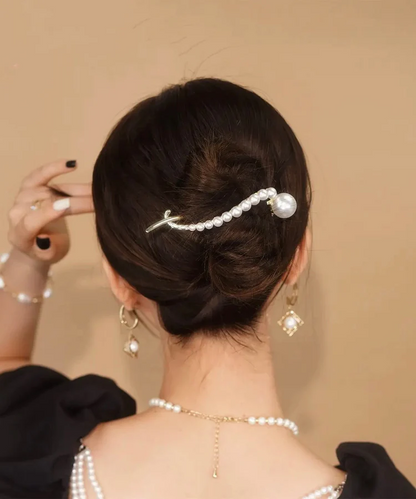 Women's Chic Gold Pearl Zirconia Fishtail Clip Hair Clips
