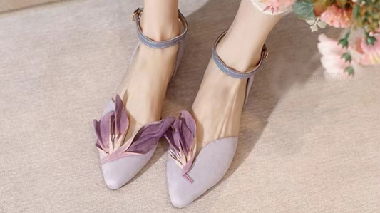 Retro Pointed Toe Buckle Single Shoes