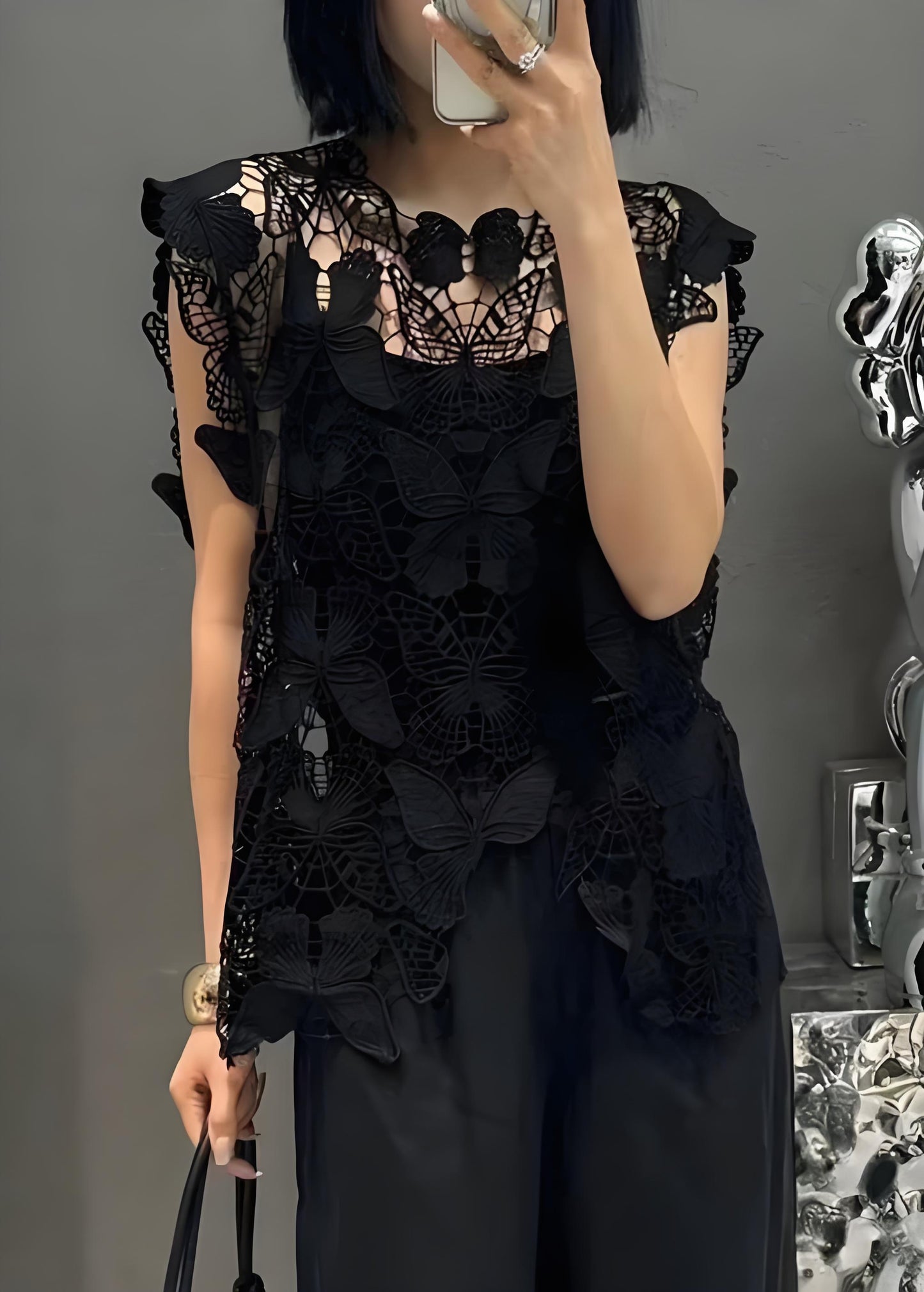 Women's Butterfly Pattern Cutout Lace Sleeveless Top