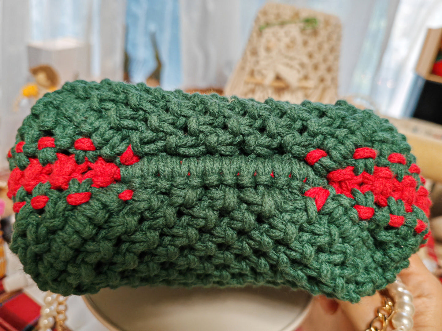 DIY Crossbody Shoulder Clashing Christmas Bag