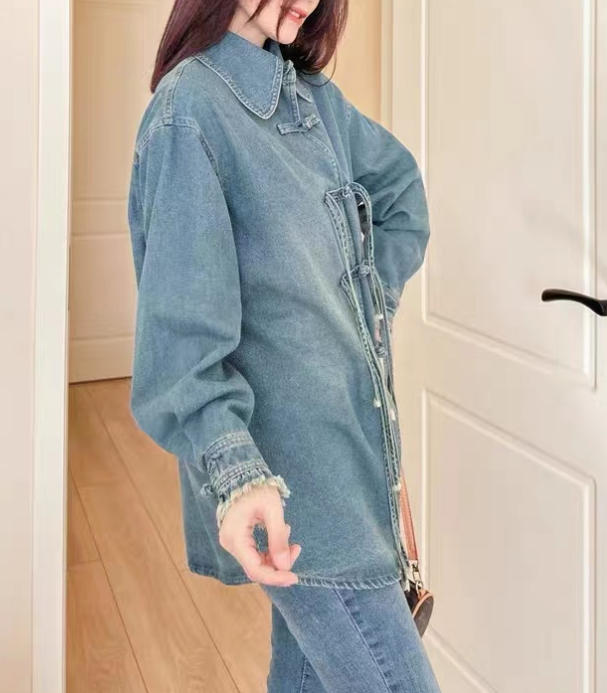 Fringed Chinese Buttoned Edge Worn Denim Jacket Blue