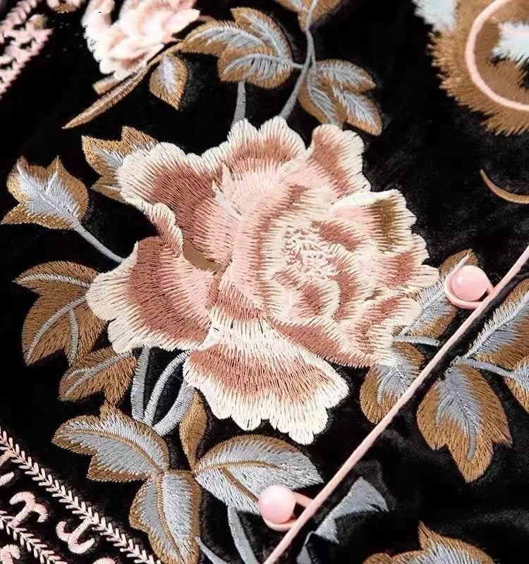 Women's Embroidered Button Patchwork Silk Vest