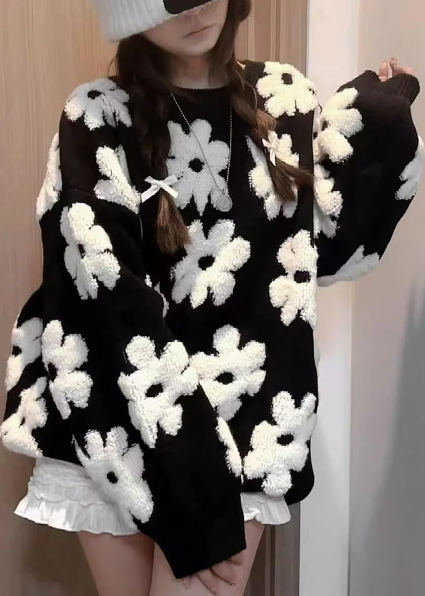 Italy Women's Black O Neck Floral Cozy Knit Sweater