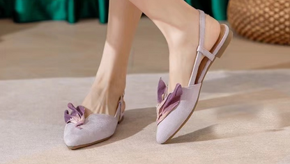 Retro Pointed Toe Buckle Single Shoes