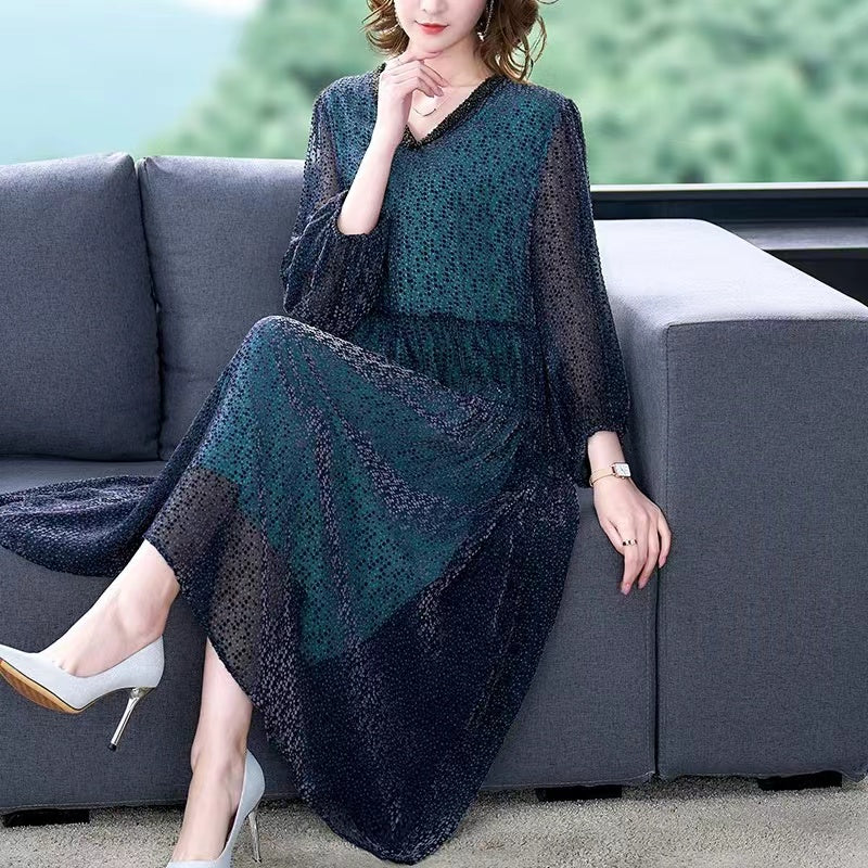 Stylish V-neck printed silk maxi dress