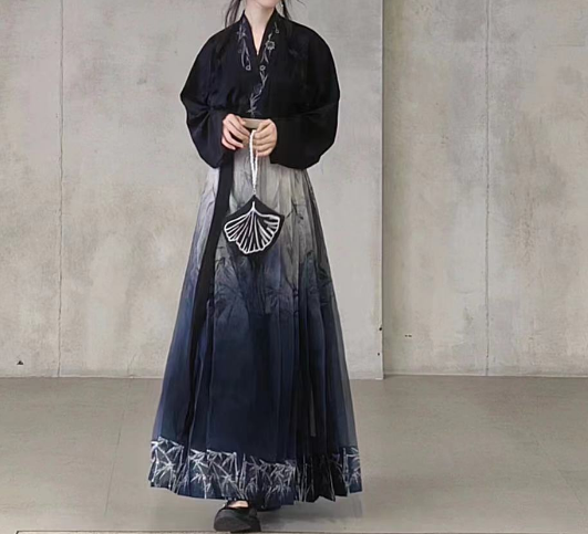 Elegant Printed Floral Sheer Pleated Skirt