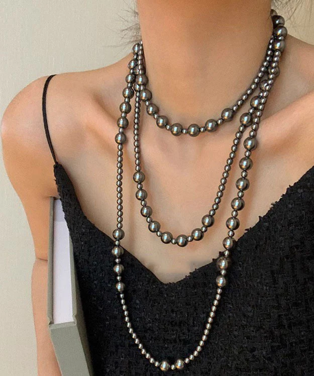 Simple pearl engraved bead necklace