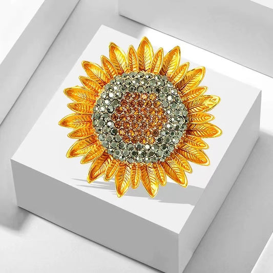 Elegant Sunflower Brooch with Diamonds Accessory