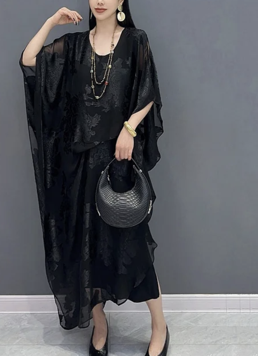 Women's Loose Jacquard White Round Neck Silk Long Dresses