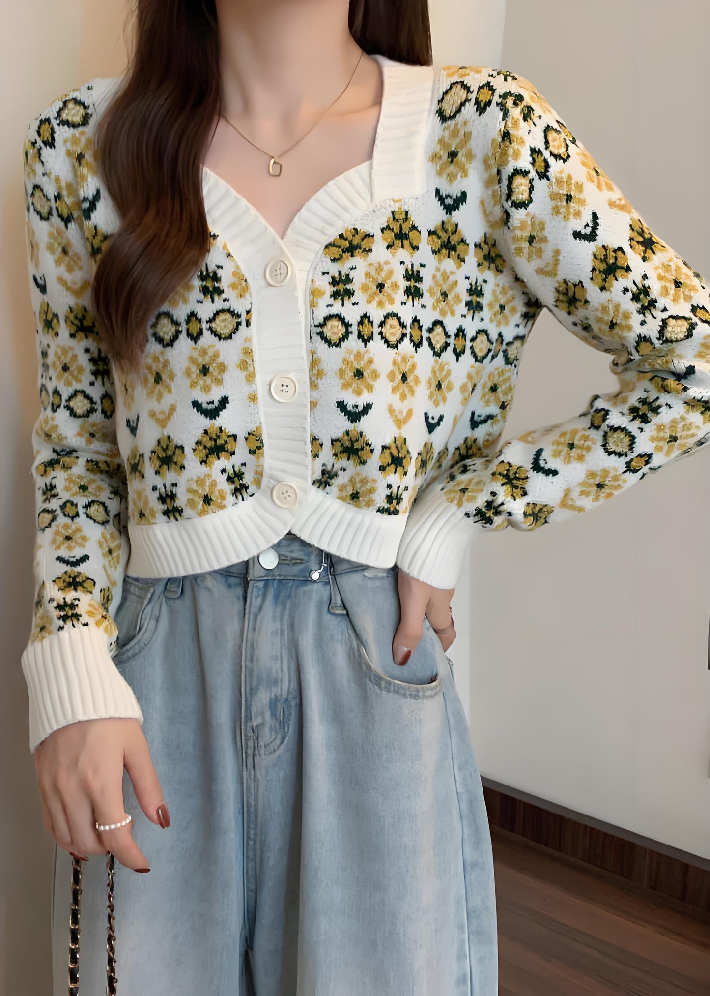 Women's Original Purple V-Neck Button Printed Knit Short Cardigan Spring