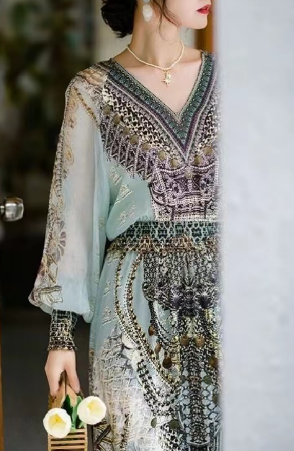 Elegant V-Neck Printed Long Sleeve Dress