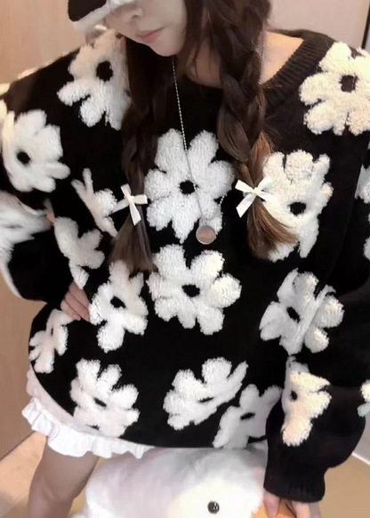Italy Women's Black O Neck Floral Cozy Knit Sweater