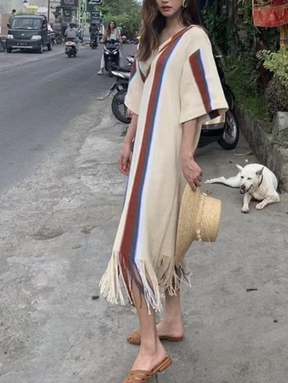 Loose V-neck color-blocked fringe knit dress