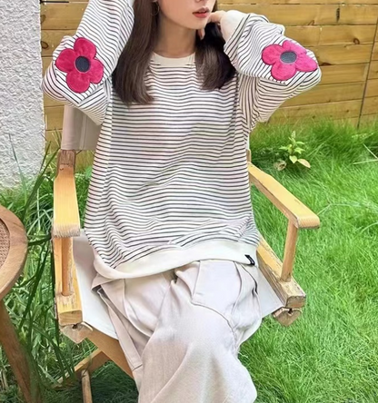 Loose Black And White Striped Round Neck Long Sleeve Sweatshirt