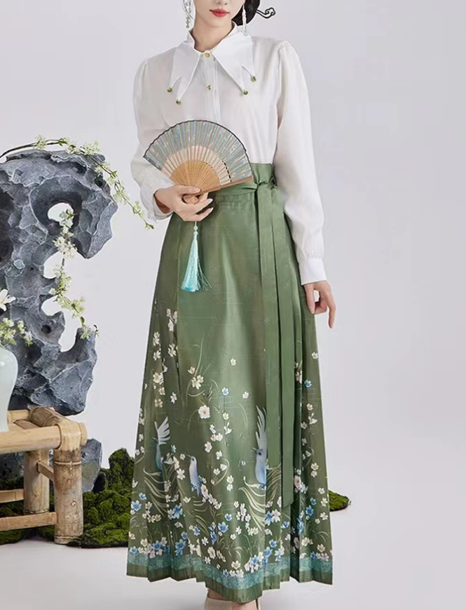 Elegant Printed Color-Crossing Pleated Skirt
