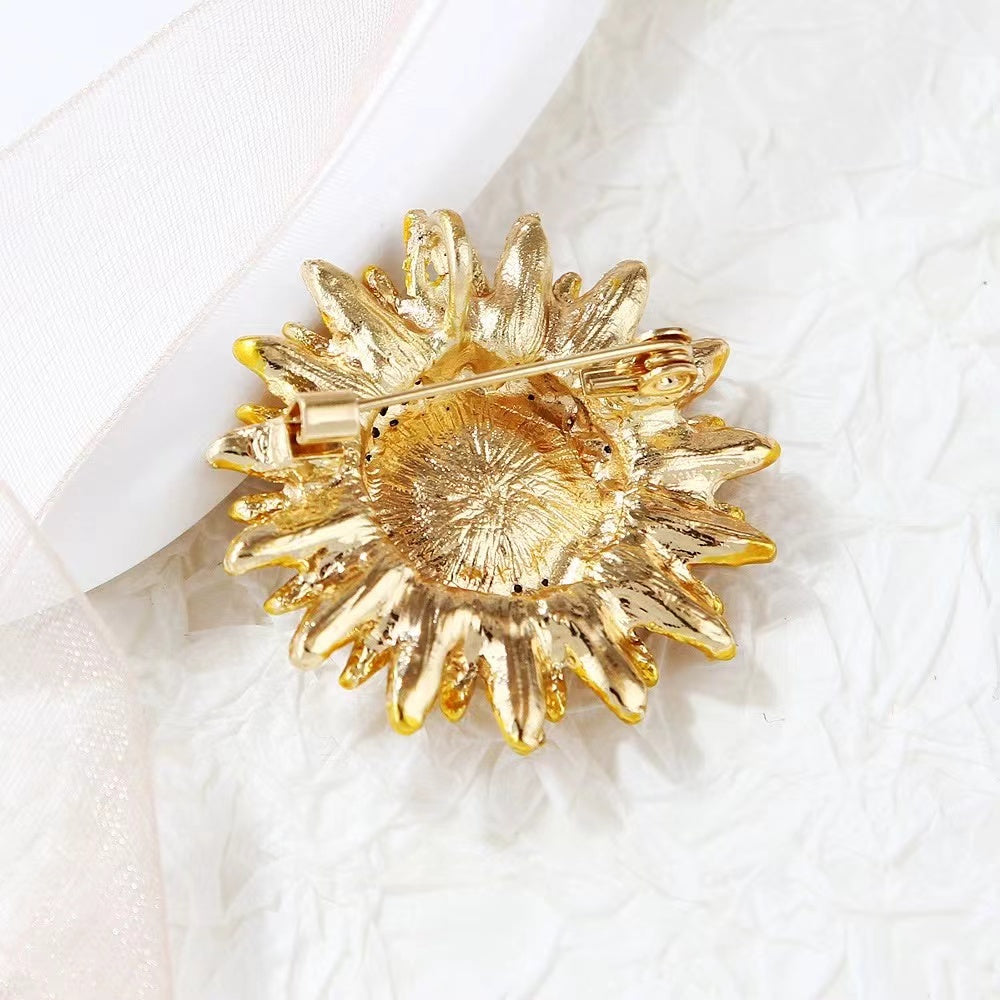 Elegant Sunflower Brooch with Diamonds Accessory