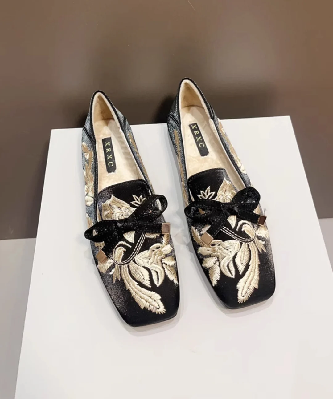 Vintage Black Embroidered Flats